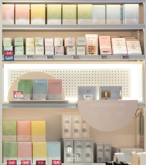 考拉 × 瑞德设计 打造全球工厂店首家线下店的SI设计与图文制作美学